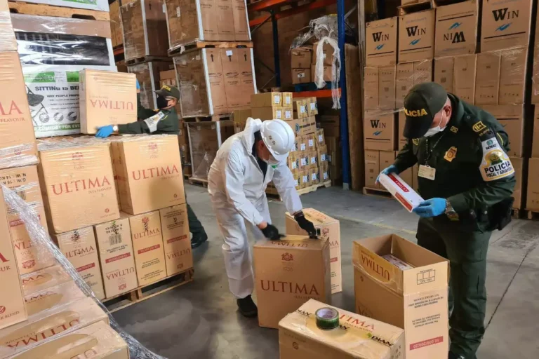 Kaçakçılık Suçları ve Yasal Düzenlemeler: Sigara ve Alkollü İçkiler Üzerine / Smuggling Crimes and Legal Regulations: On Cigarettes and Alcoholic Beverages